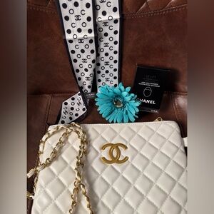 Chanel Ivory Quilted Clutch with Gold Chain